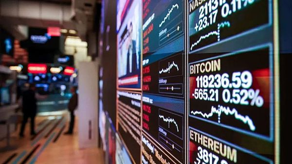 特朗普退休金新政引發(fā)爭議：民主化投資還是系統(tǒng)&nbsp;圖片